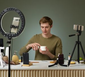 Content creation tools, Budget-friendly content tools, Affordable content creator tools, Low-cost content creation solutions, Content marketing tools, content creation resources, Ring Light, Softbox Lighting Kit, Flexible Tripod, Microphone, Lenses for Smartphone Camera, Video editing applications, Audiograms for Podcasts, content creation social media, content creation ideas, content resources.